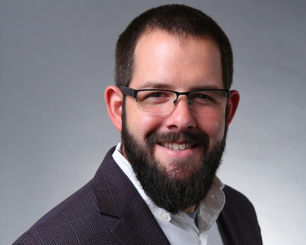 Dr. Lucas Trout